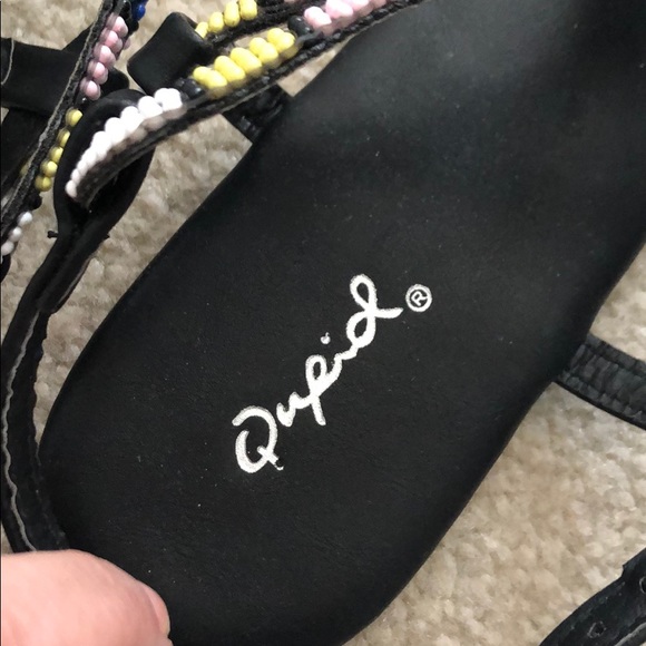 Sandals - Picture 2 of 8